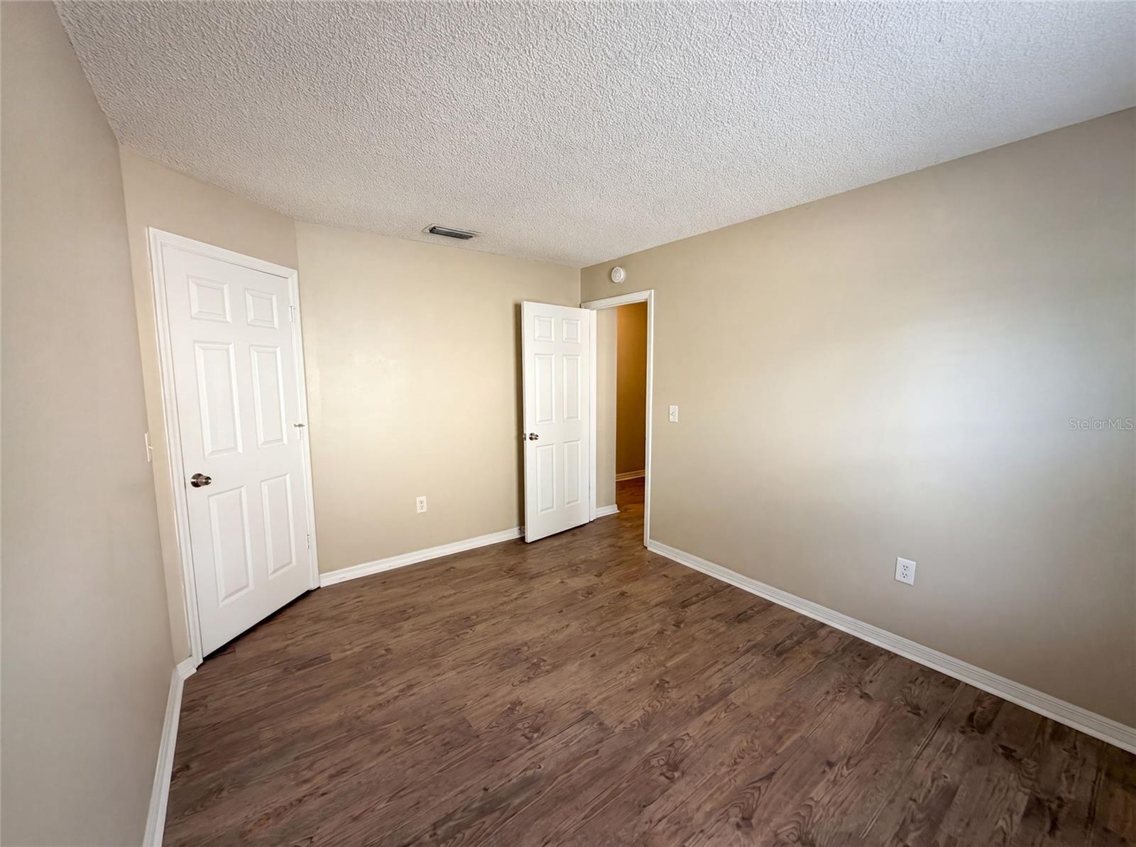LEESBURG WESTSIDE OAKS - Residential
