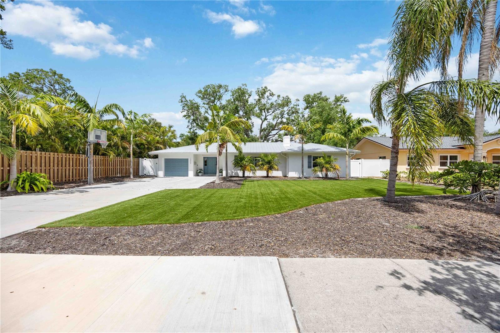 POINSETTIA PARK 2 - Residential
