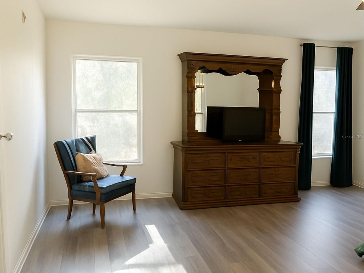 EUREKA SHORES - Residential