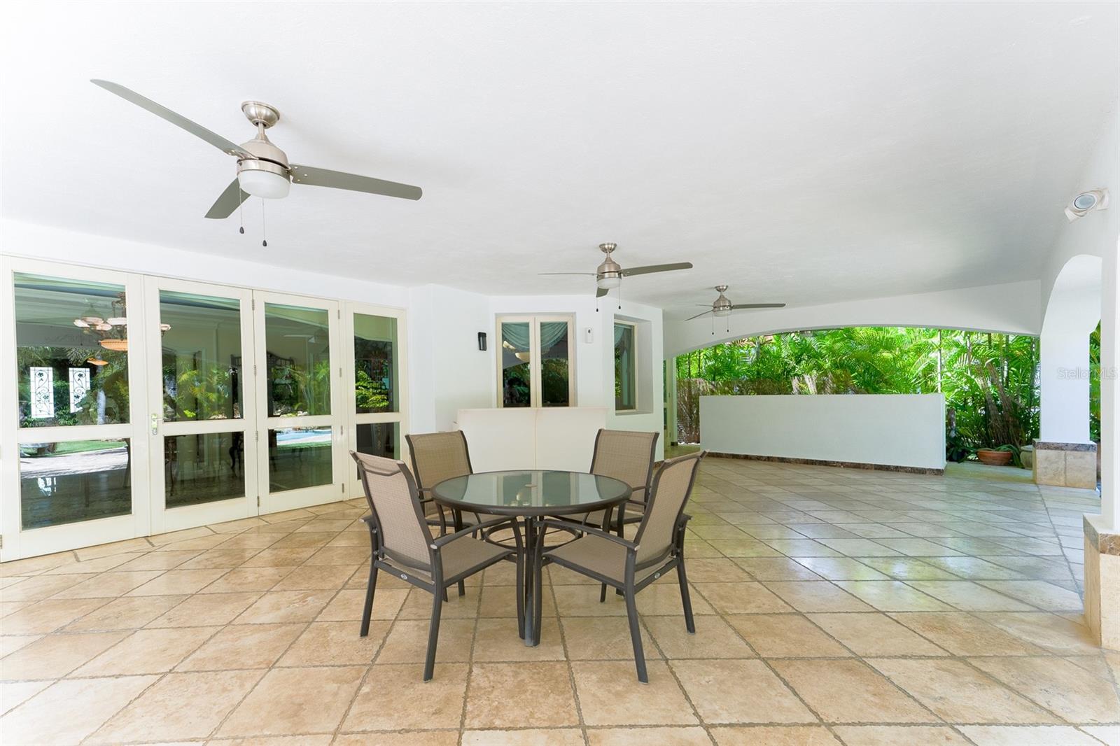 DORADO BEACH EAST - Residential