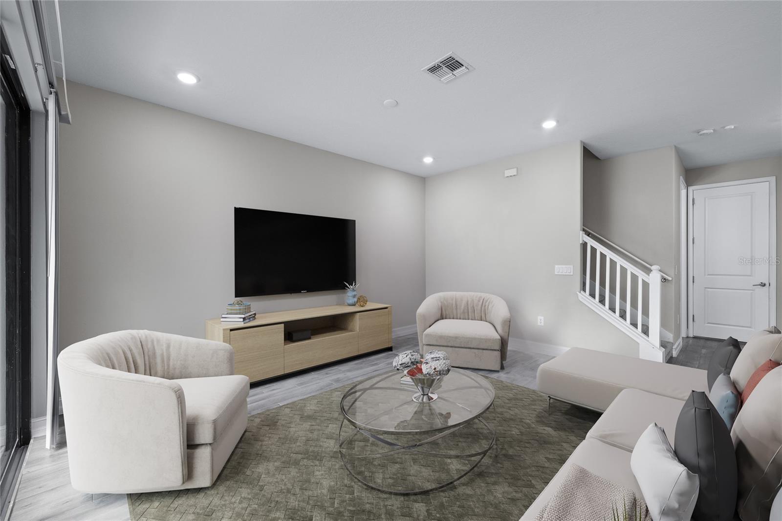 ESTANCIA PH 4 - Residential Lease