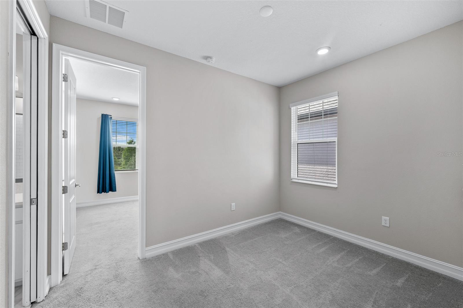 ESTANCIA PH 4 - Residential Lease