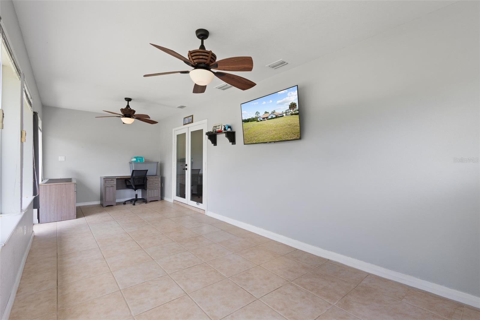 BUCK BAY - Residential