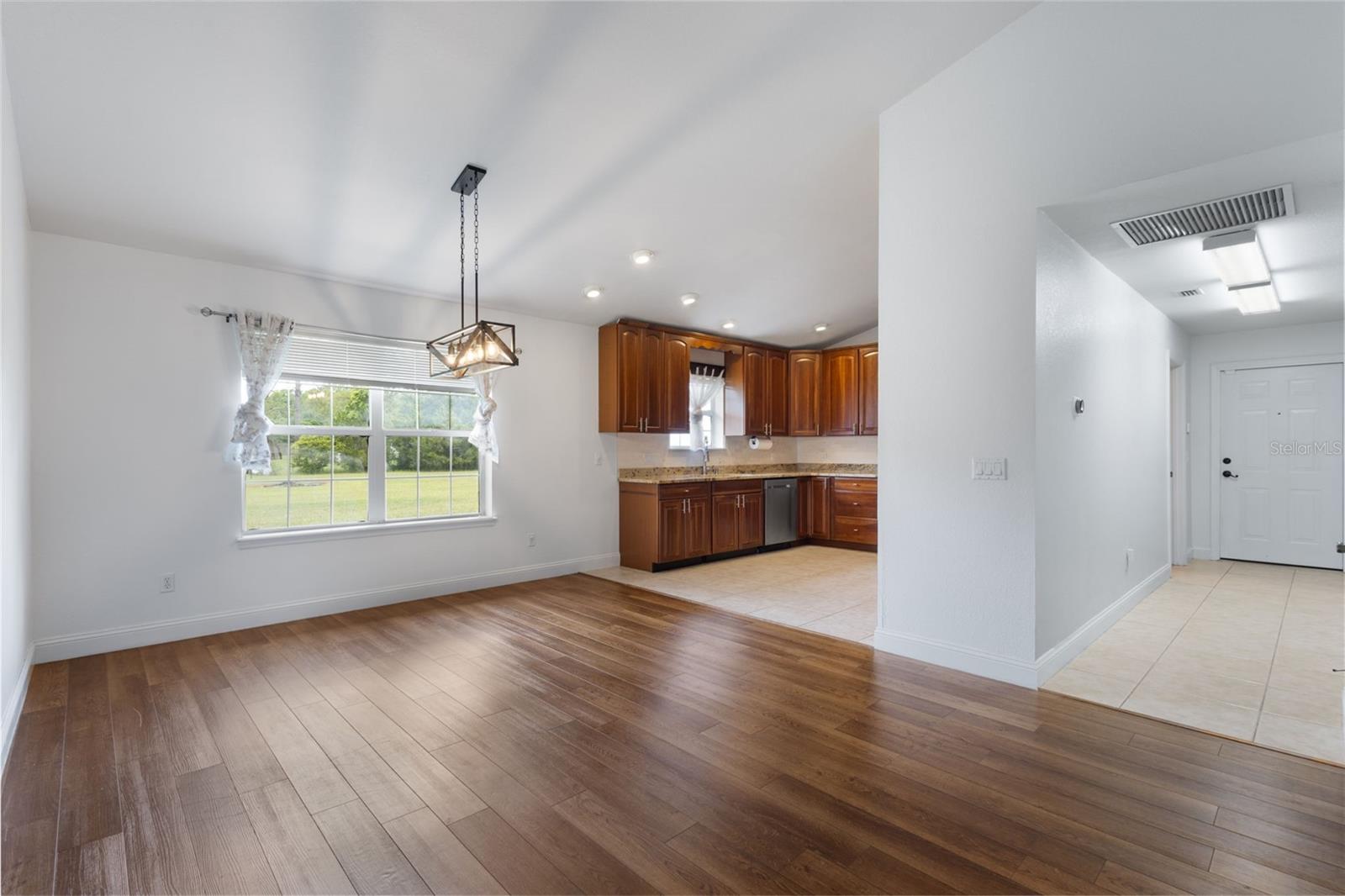 BUCK BAY - Residential