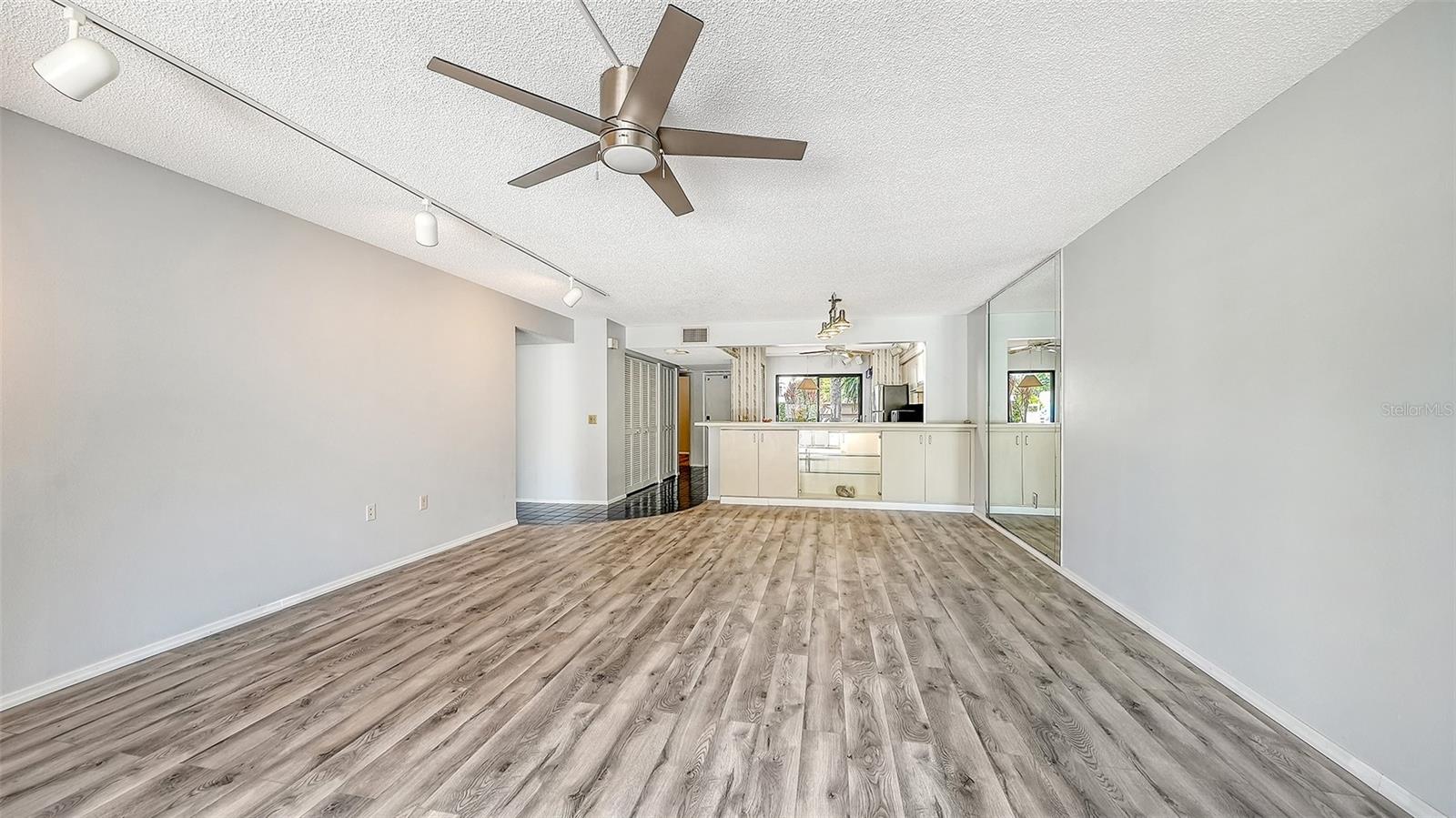 WILDEWOOD SPGS STAGE 6C OF WOODLAWN - Residential