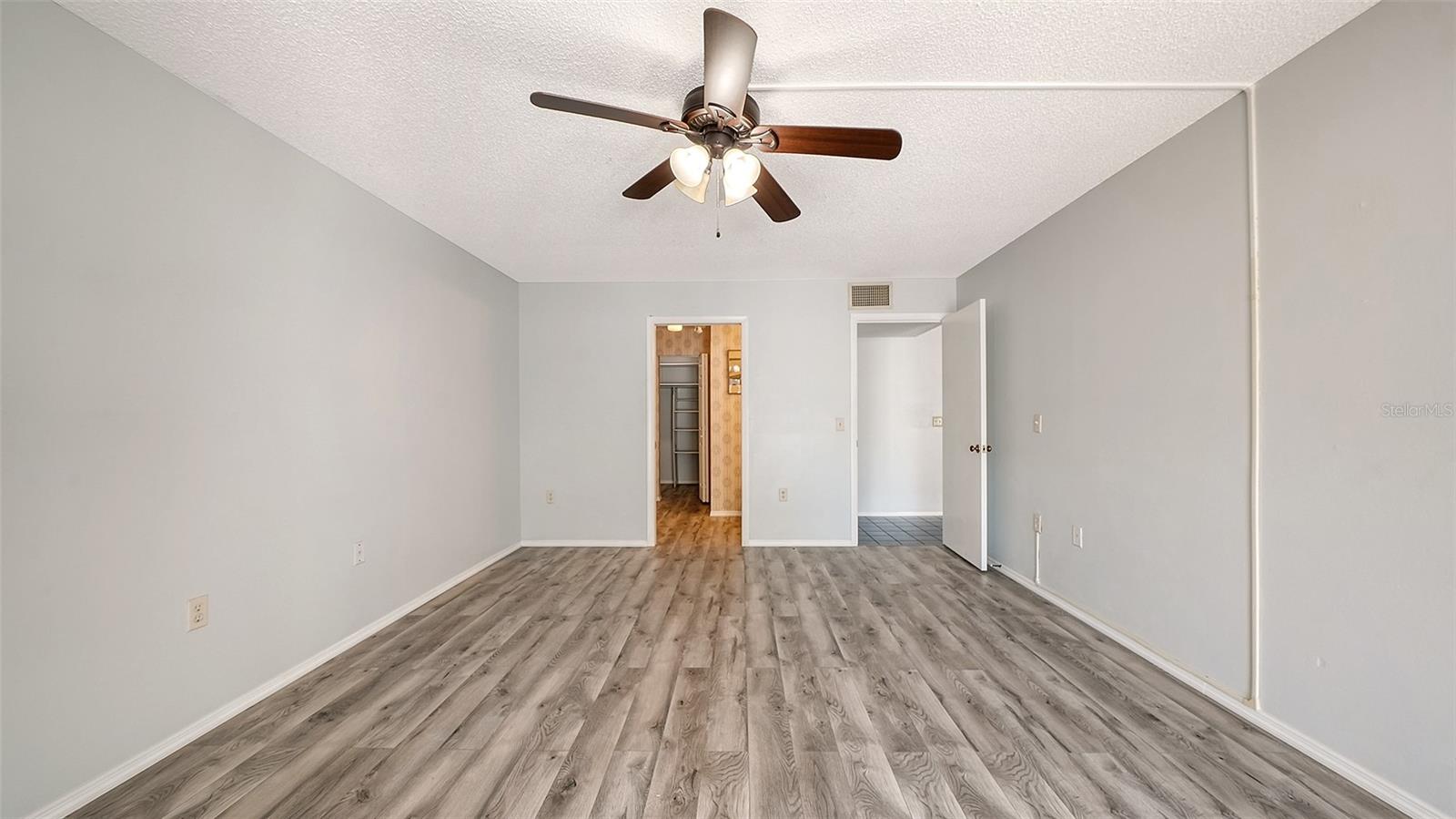 WILDEWOOD SPGS STAGE 6C OF WOODLAWN - Residential