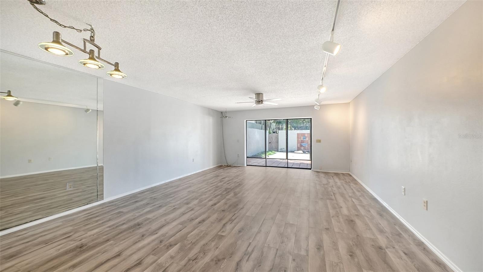 WILDEWOOD SPGS STAGE 6C OF WOODLAWN - Residential