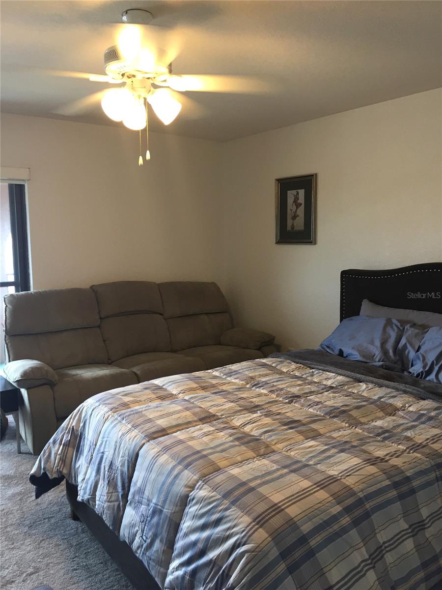 GOLFVIEW II CONDO - Residential Lease