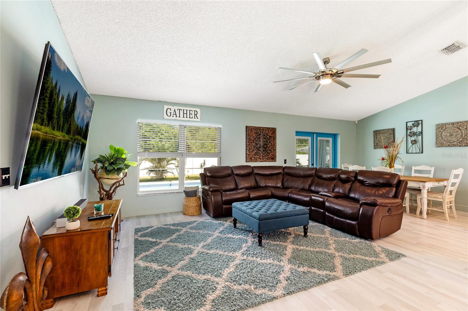 ALLAMANDA GRACE - Residential