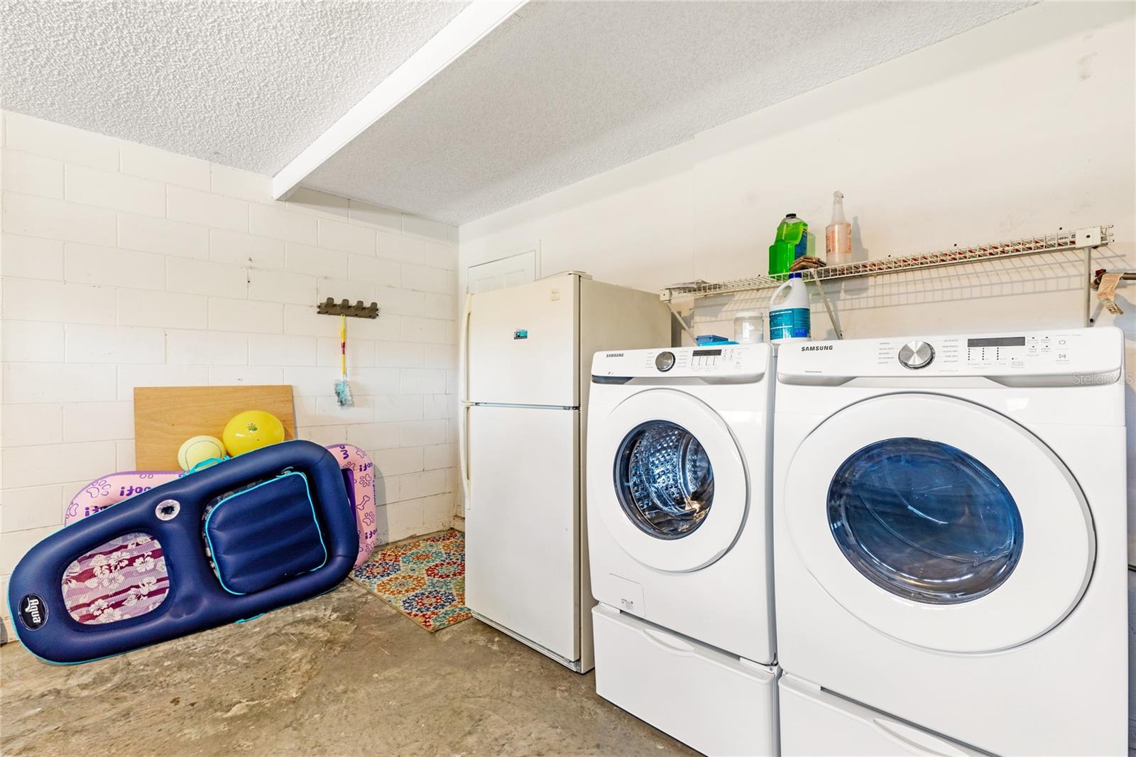 ALLAMANDA GRACE - Residential