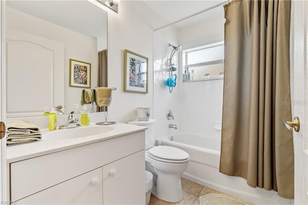 VERANDA III AT TWIN LAKES CONDO - Residential