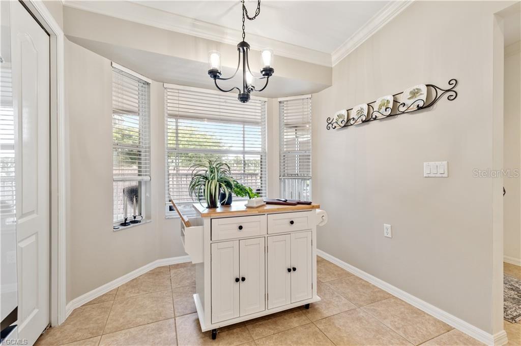VERANDA III AT TWIN LAKES CONDO - Residential