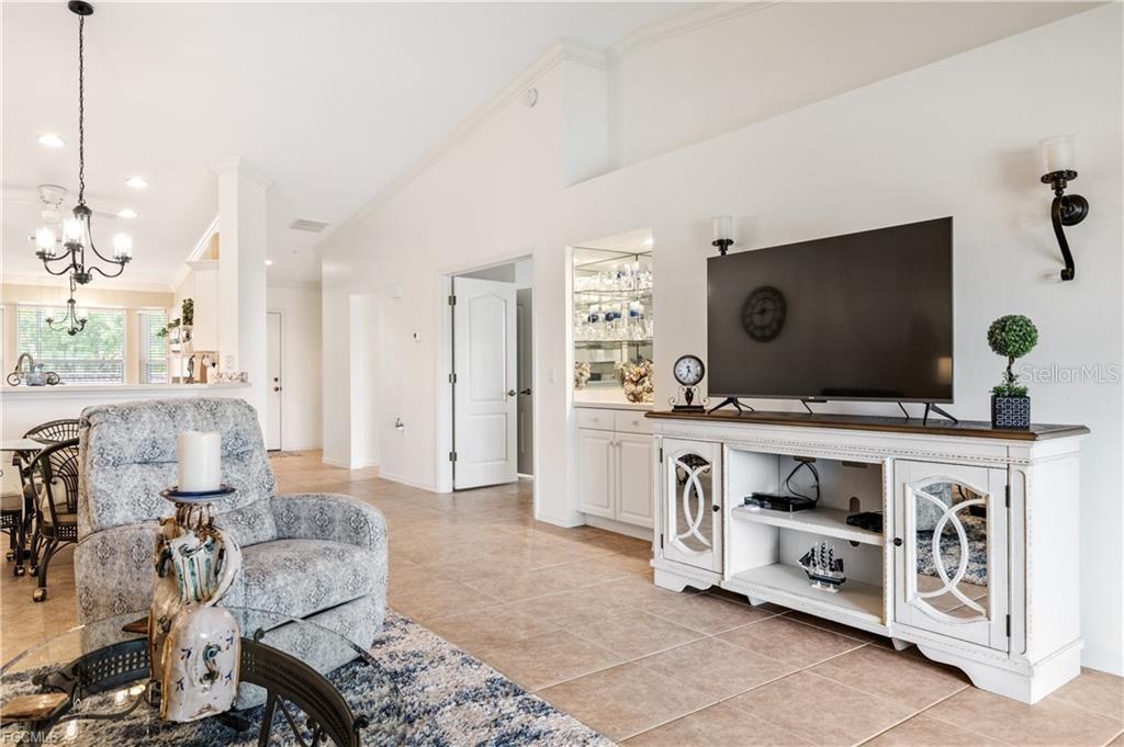 VERANDA III AT TWIN LAKES CONDO - Residential