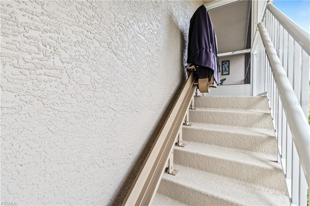 VERANDA III AT TWIN LAKES CONDO - Residential