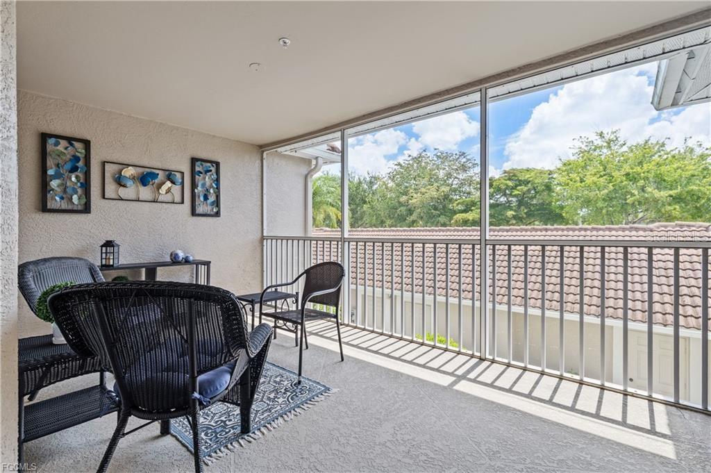 VERANDA III AT TWIN LAKES CONDO - Residential