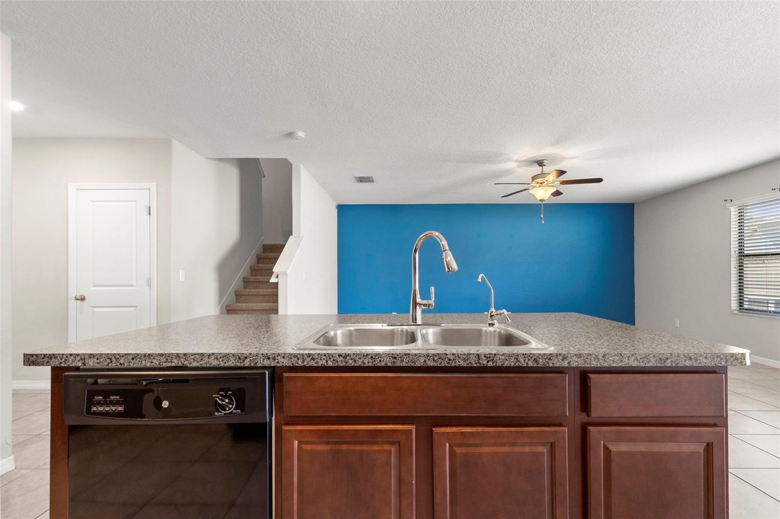 BELMONT - Residential