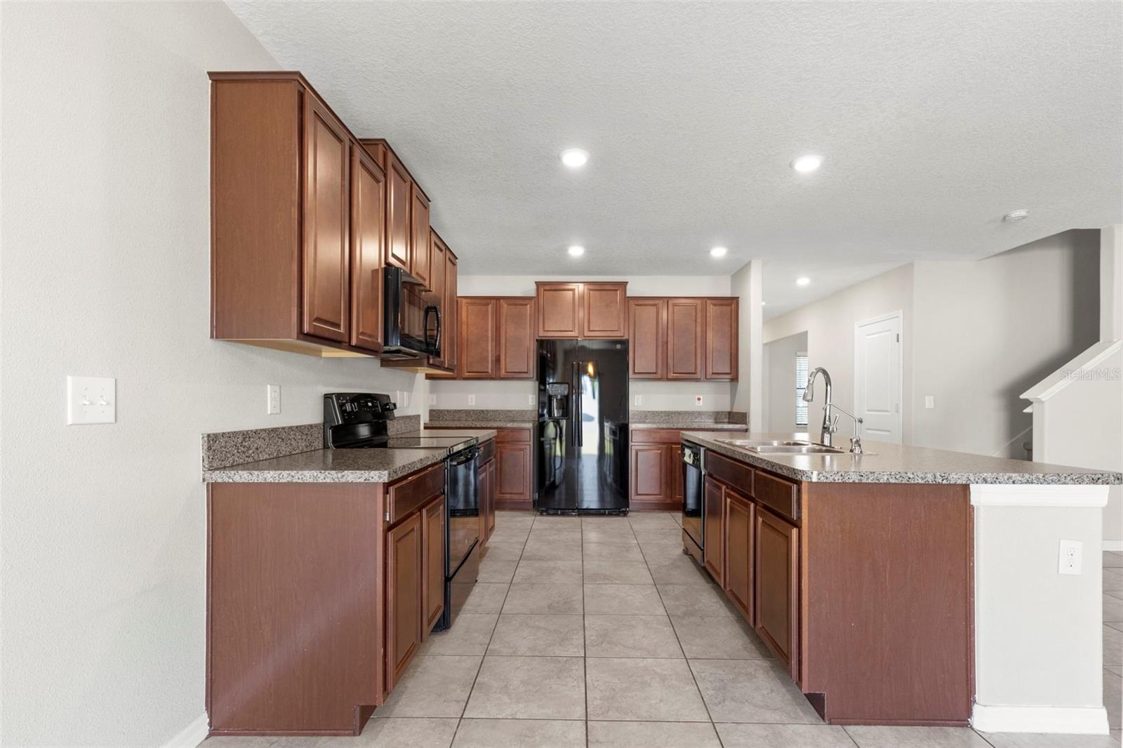 BELMONT - Residential