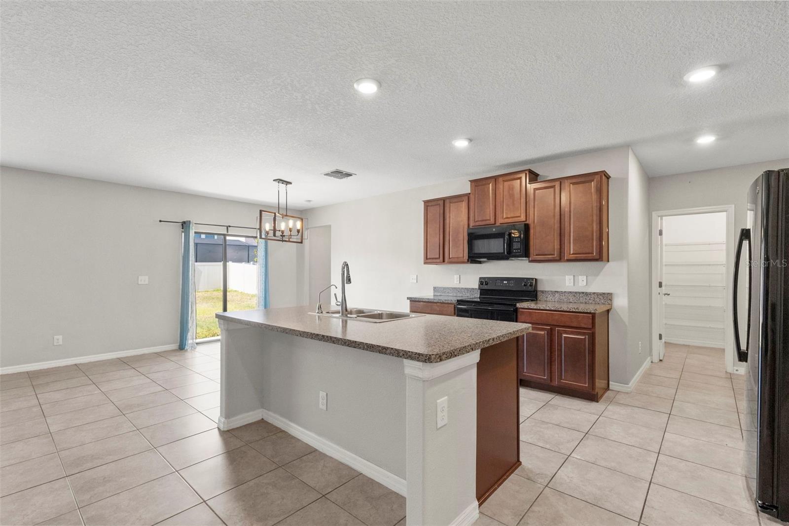BELMONT - Residential