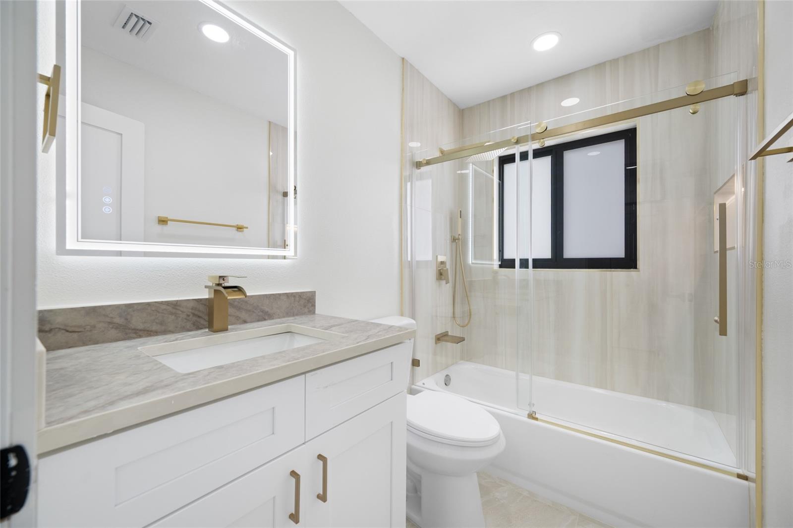 BAYBRIDGE REV - Residential