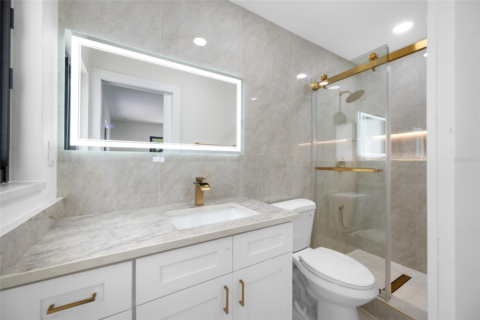 BAYBRIDGE REV - Residential