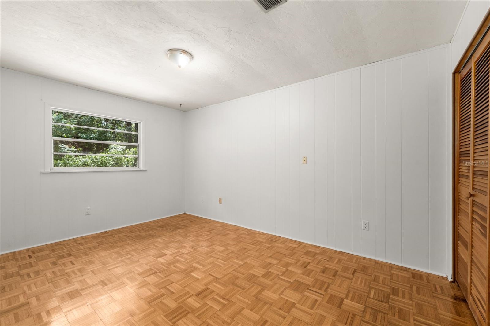 WYNWOOD HILLS - Residential