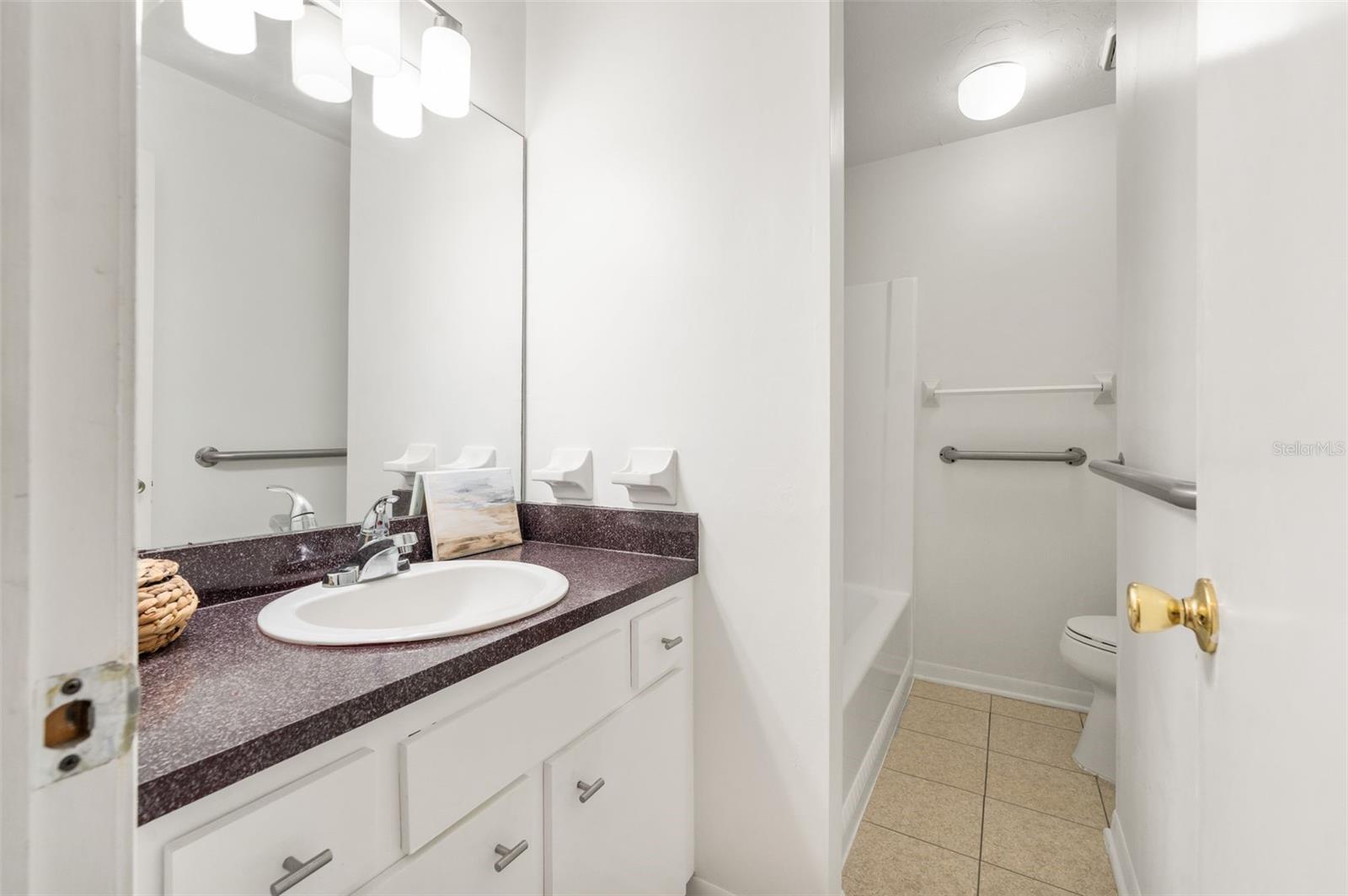WYNWOOD HILLS - Residential