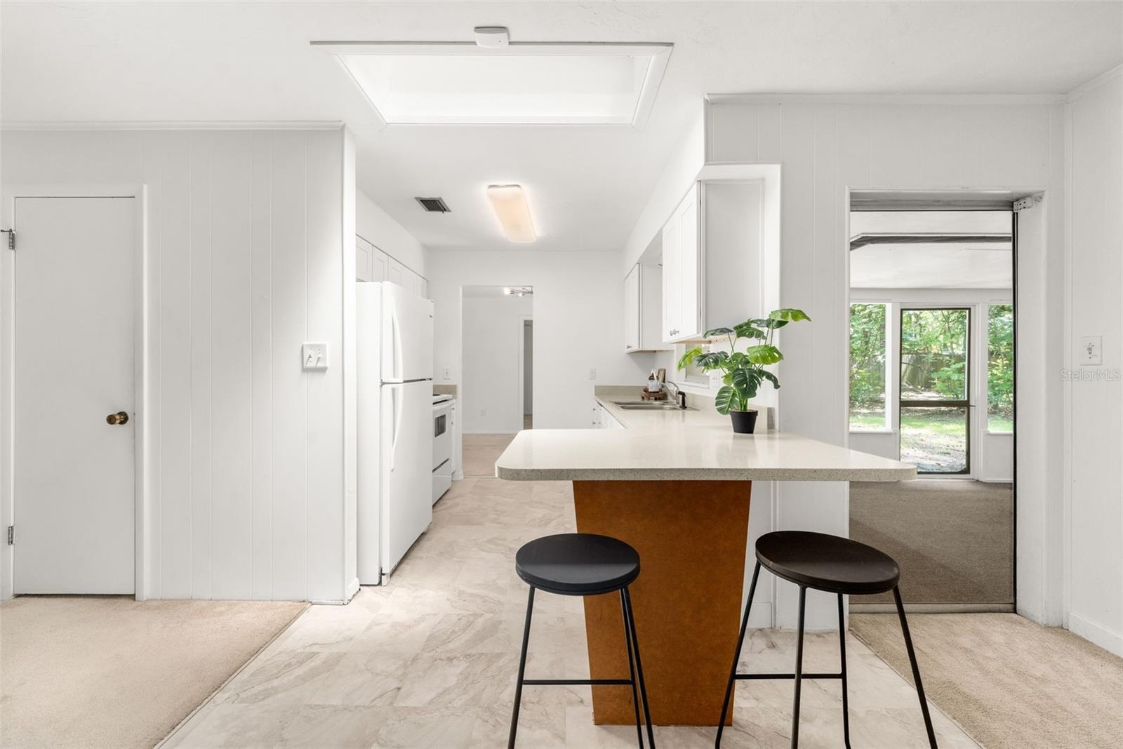 WYNWOOD HILLS - Residential