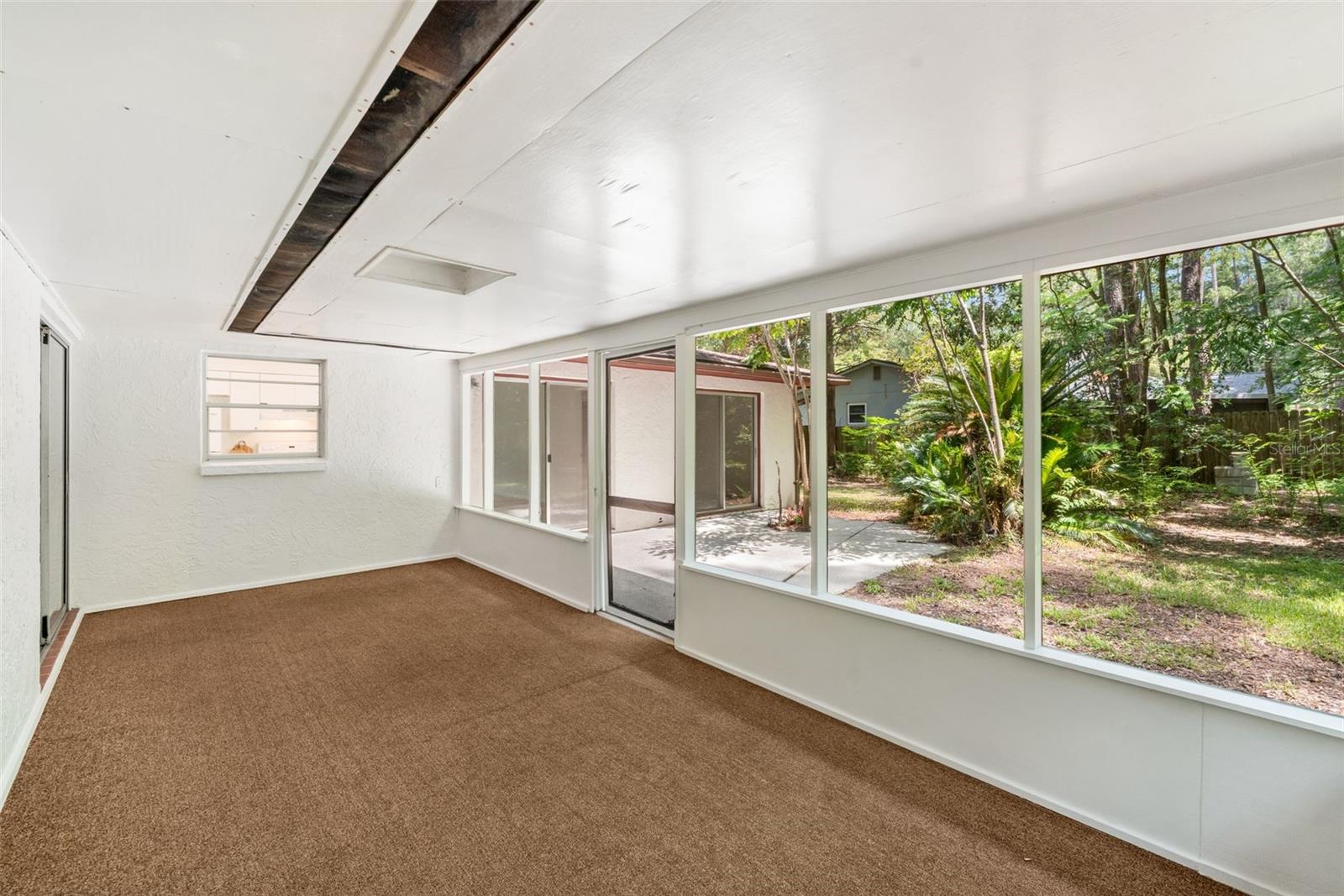 WYNWOOD HILLS - Residential
