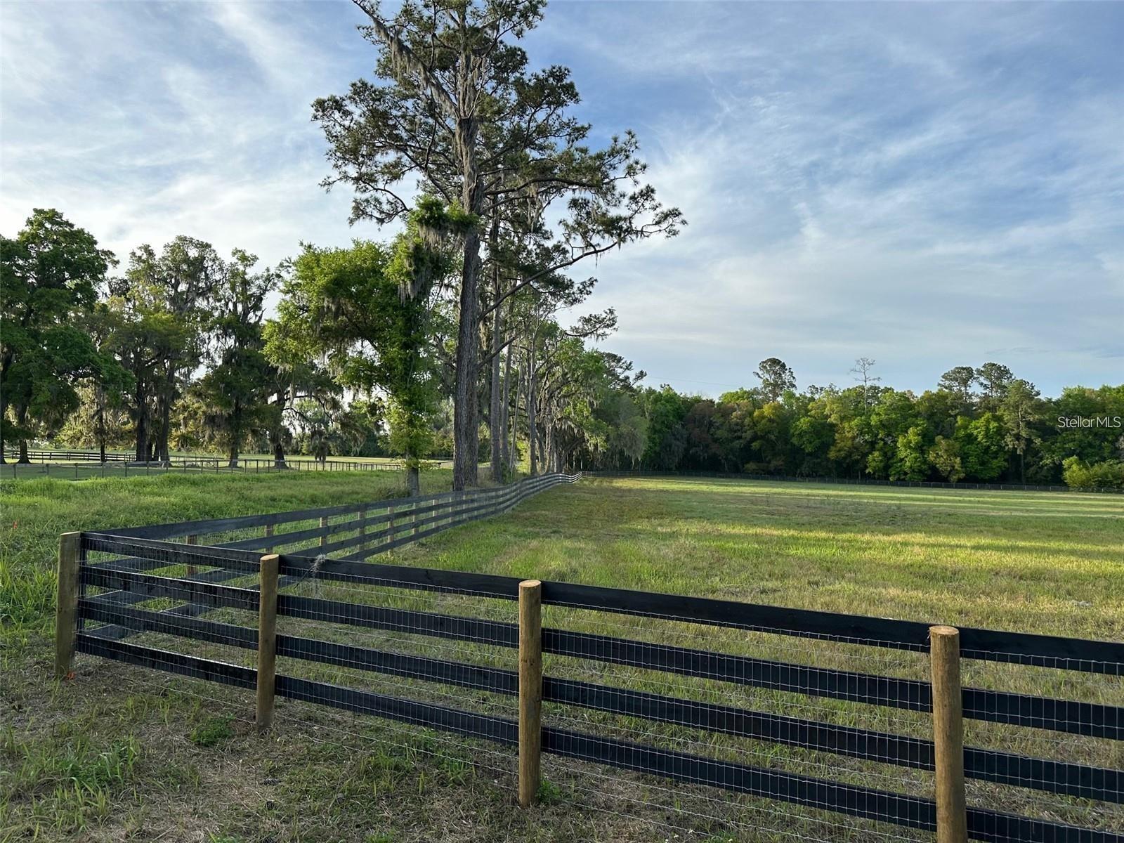 FARM NONSUB - Land
