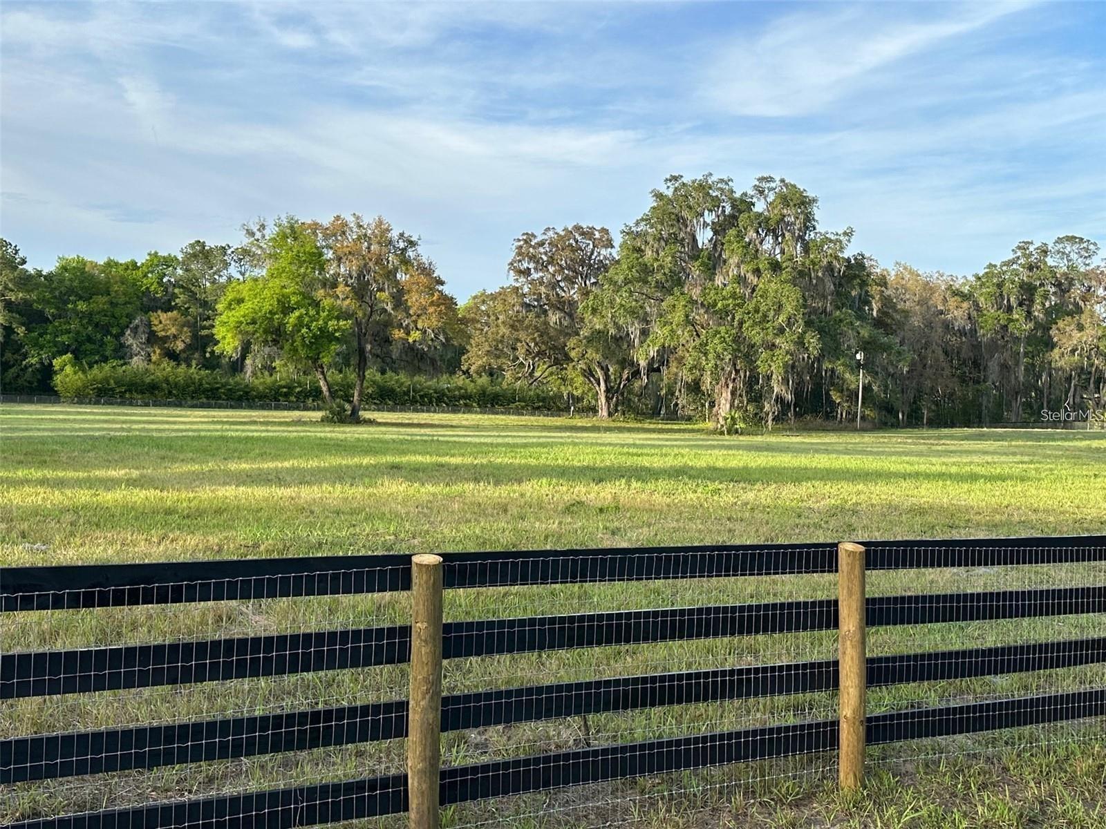 FARM NONSUB - Land