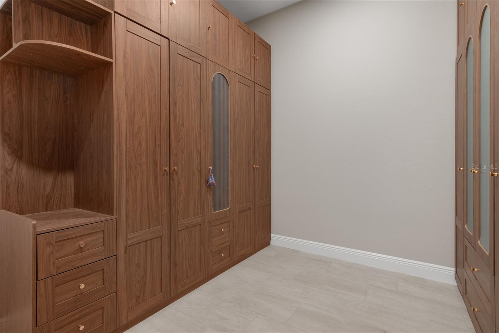 COUNTRY HAVEN ESTATES - Residential