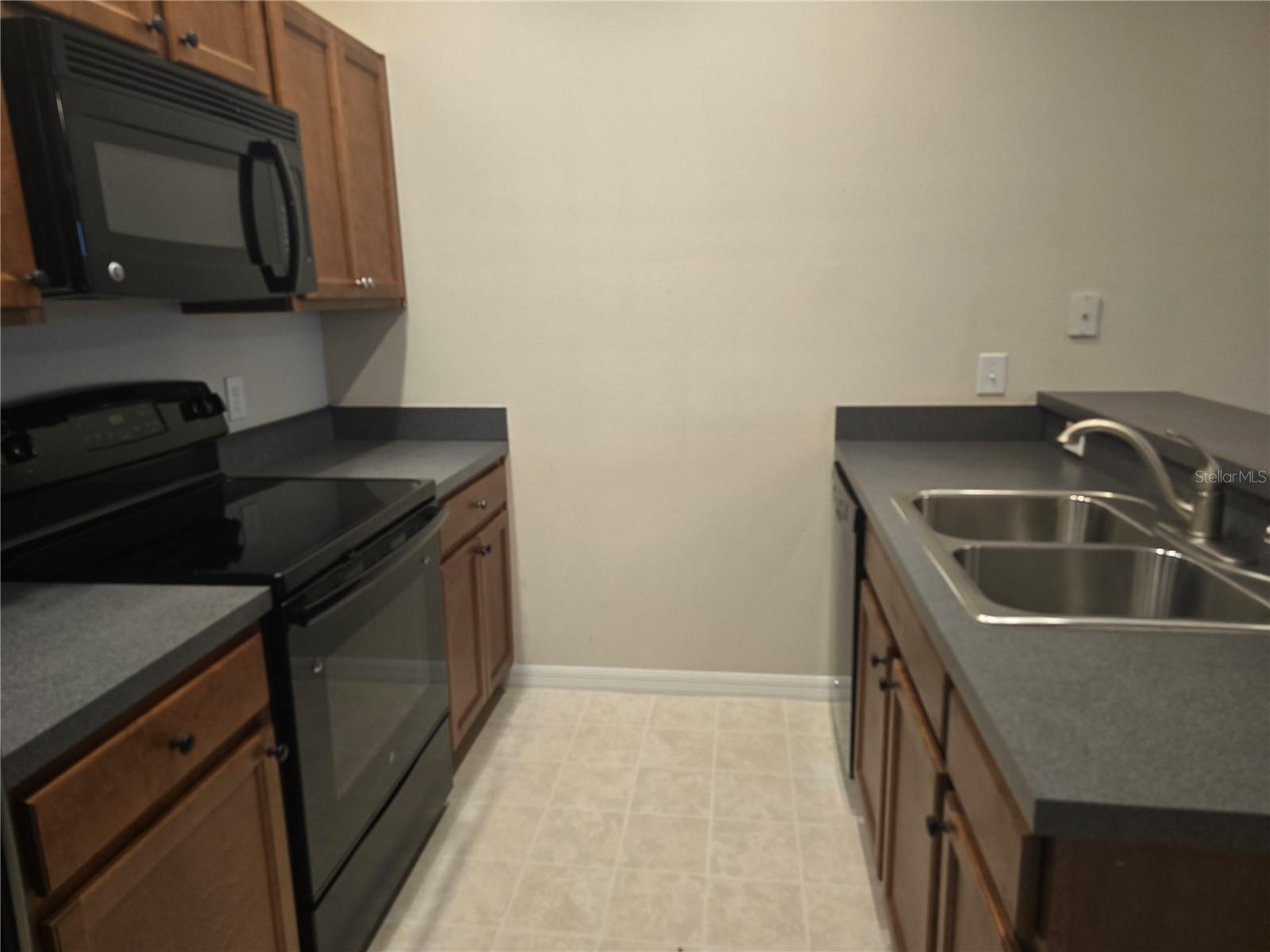 TUSCANY PRESERVE PH 03 - Residential Lease