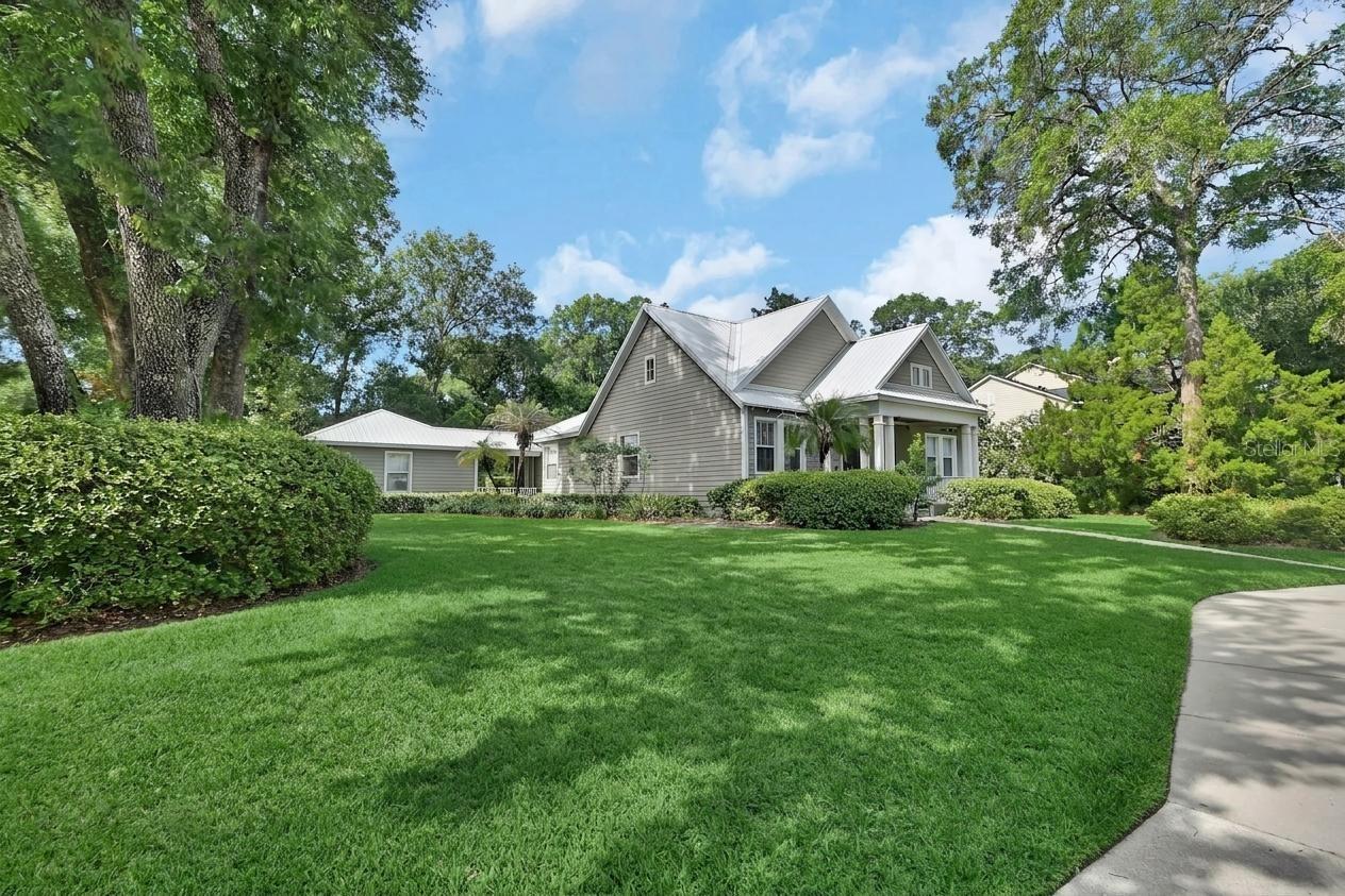 WOODS OF LAKE HELEN - Residential