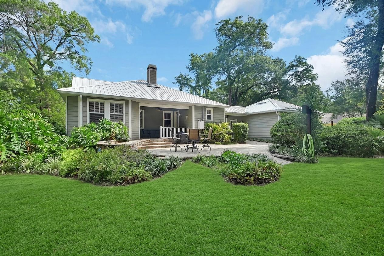 WOODS OF LAKE HELEN - Residential