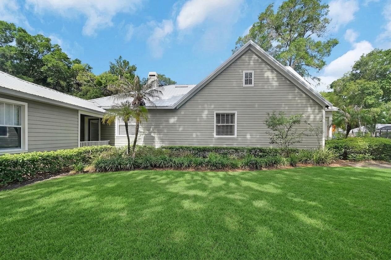 WOODS OF LAKE HELEN - Residential