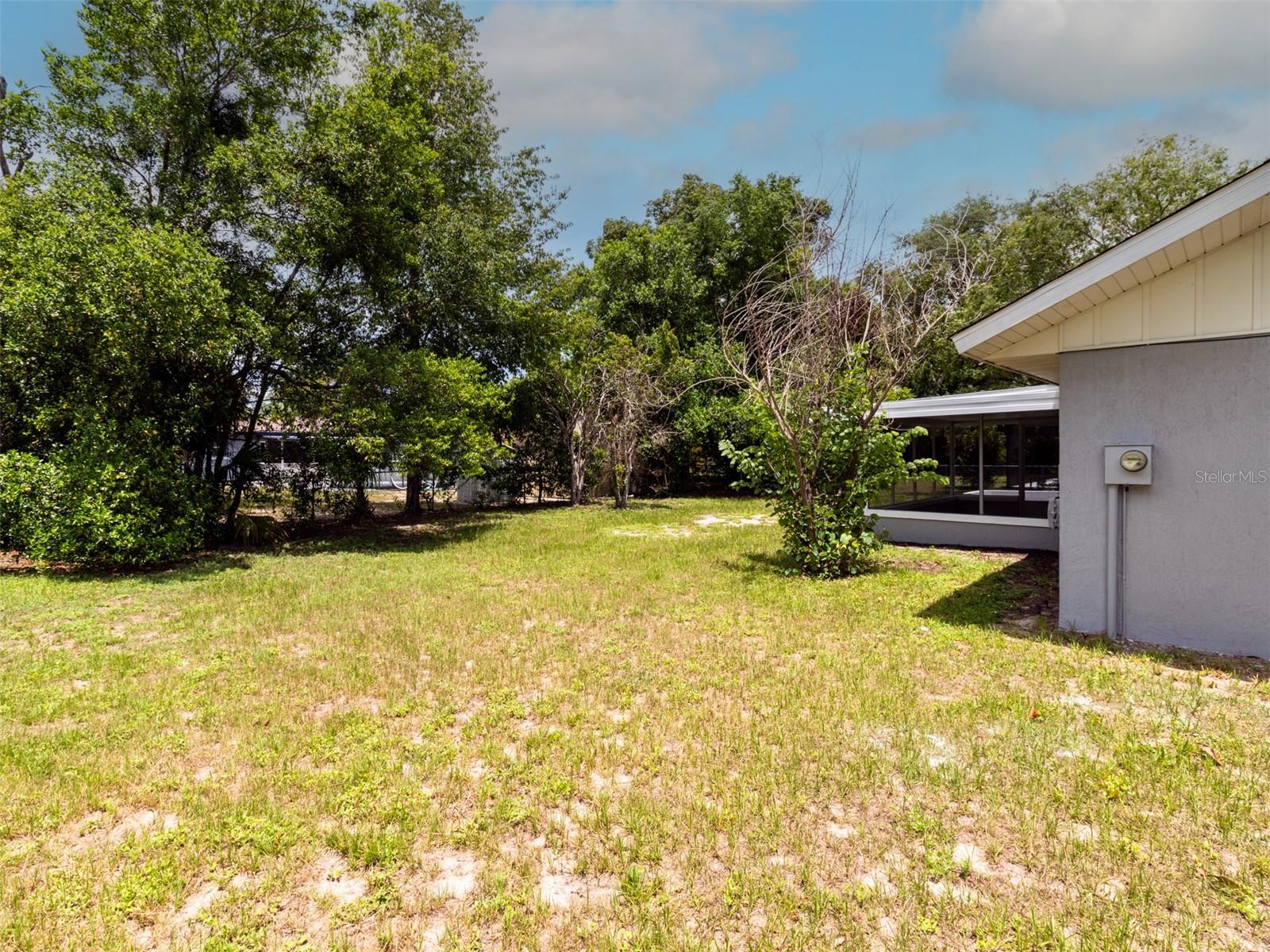 SILVER SPGS SHORES - Residential