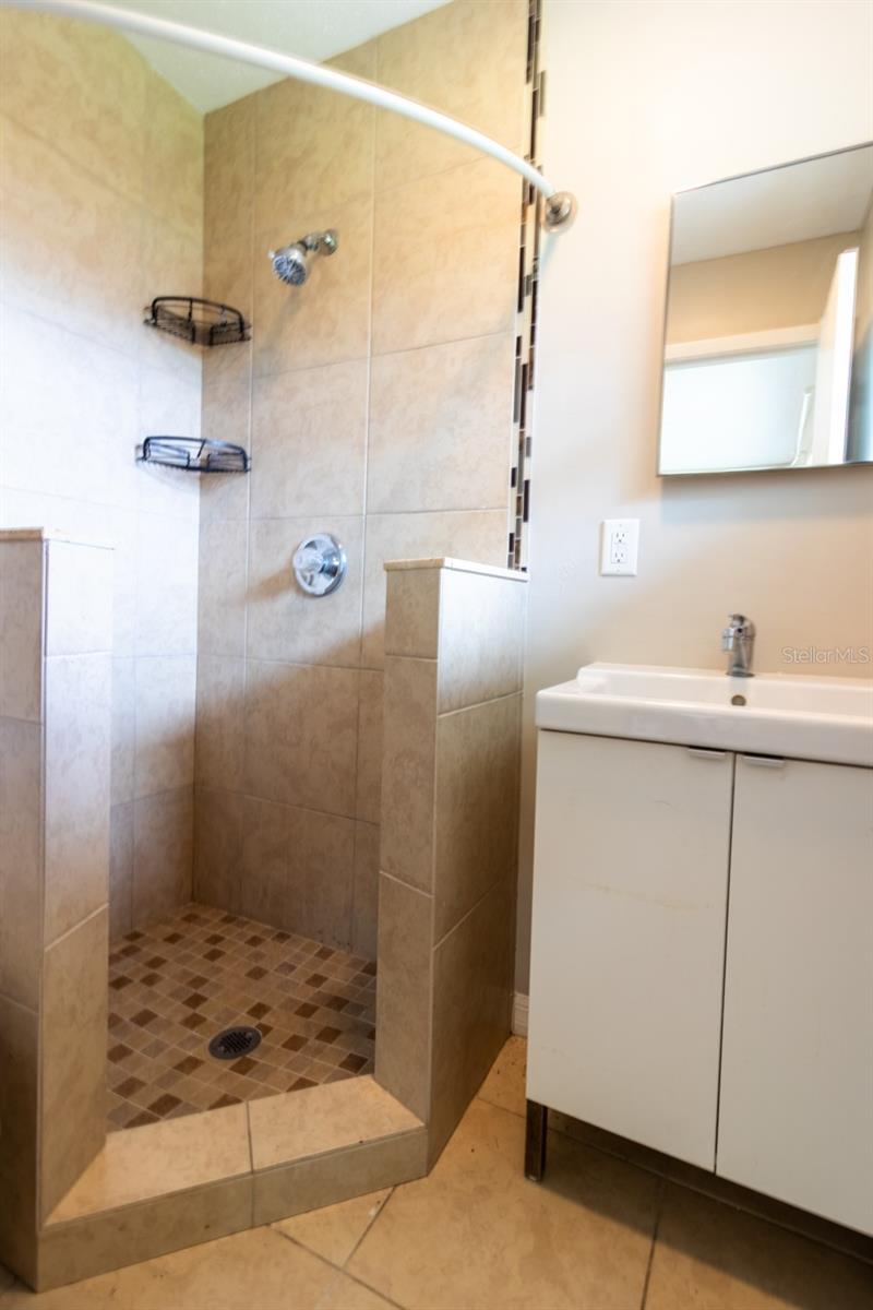 SILVER SPGS SHORES - Residential