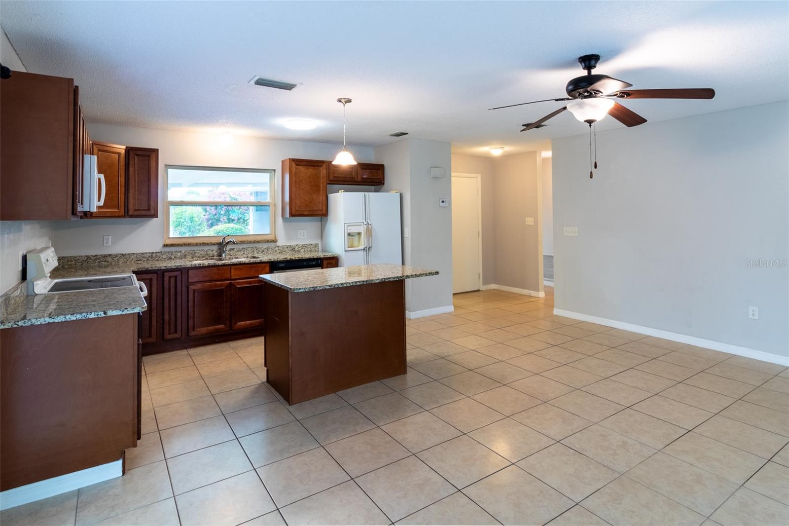 SILVER SPGS SHORES - Residential