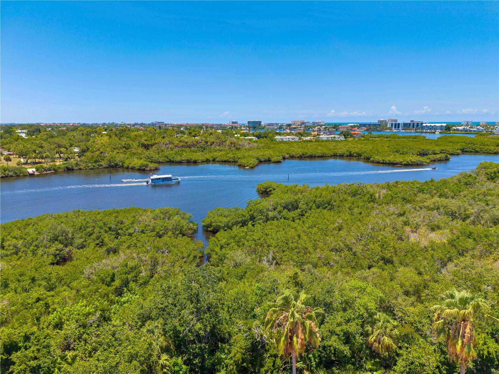 LANDINGS SOUTH VII - Residential Lease