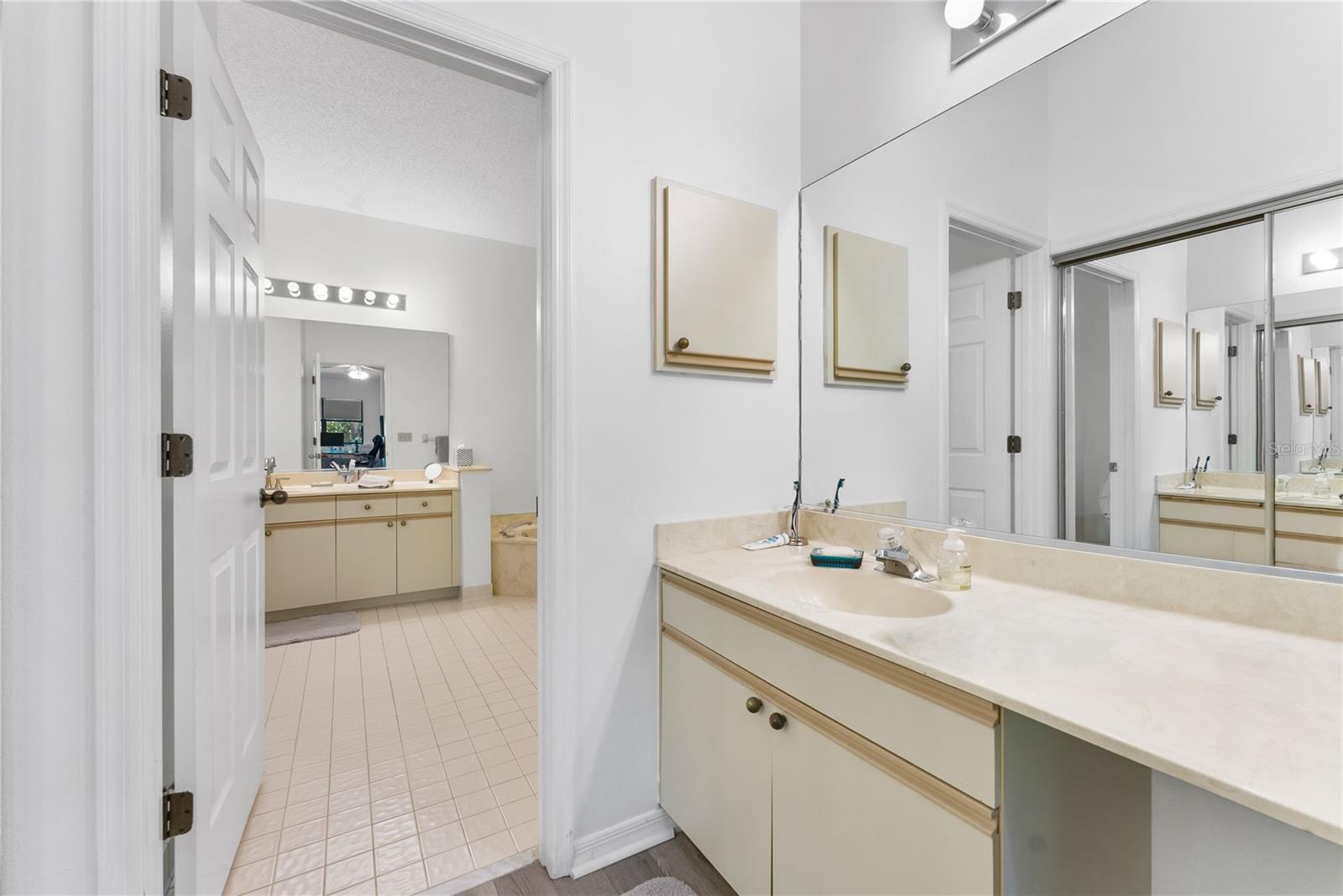 LANDINGS SOUTH VII - Residential Lease