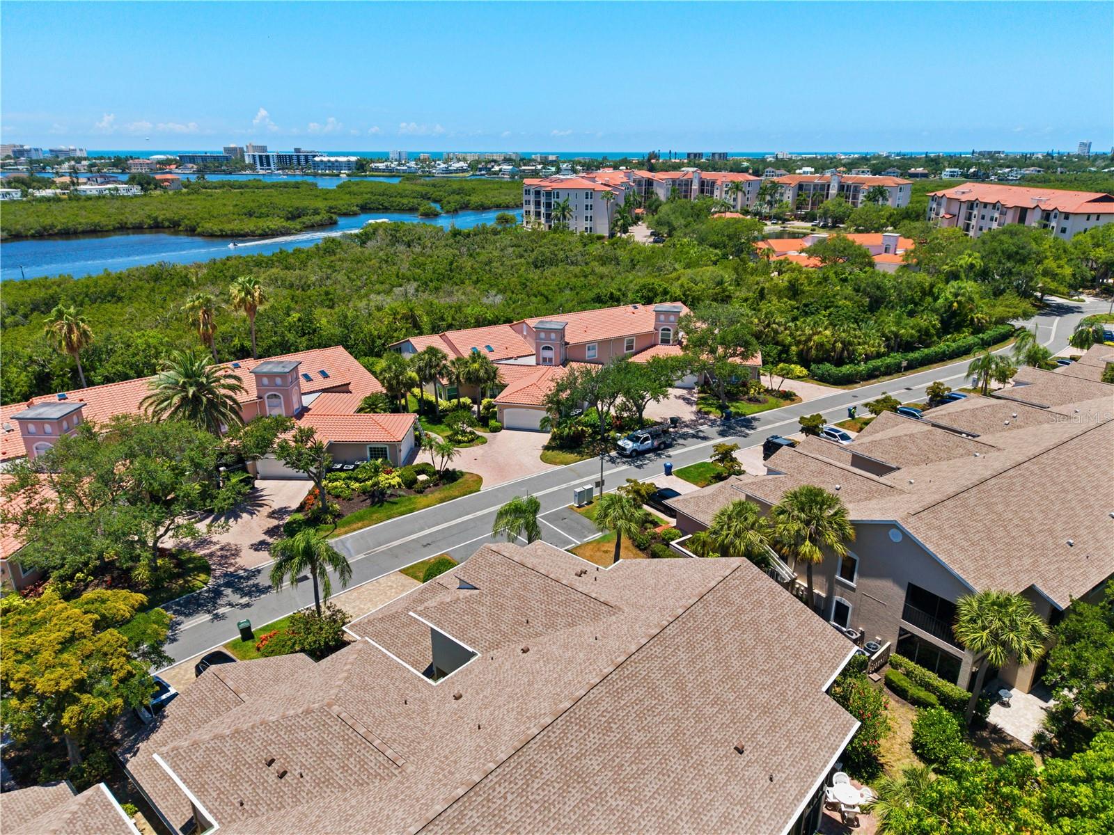LANDINGS SOUTH VII - Residential Lease