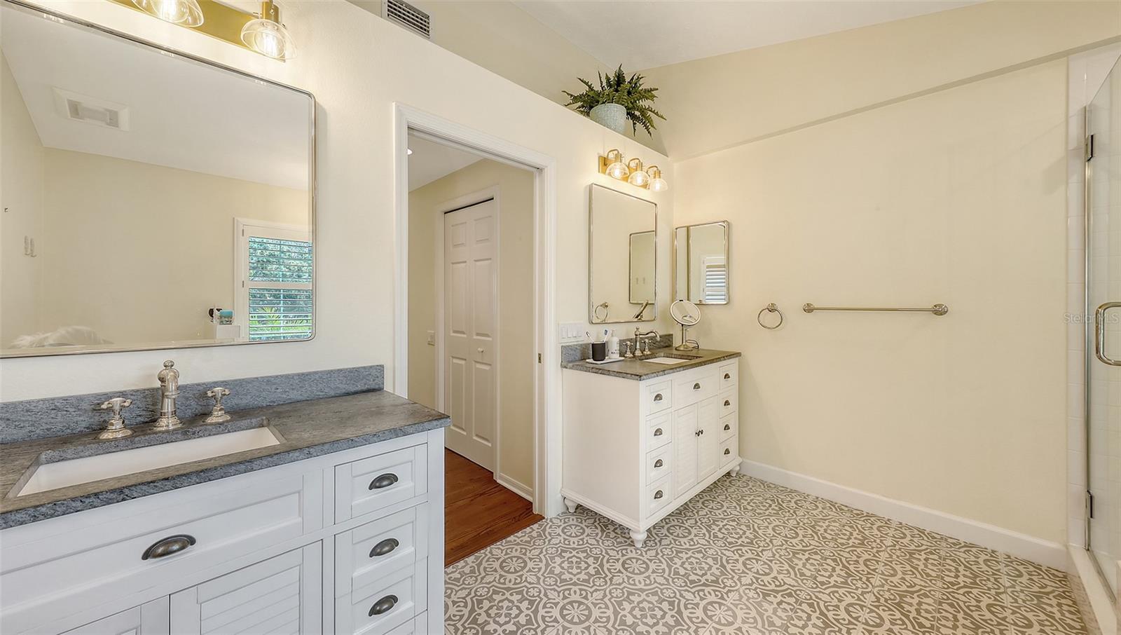 HAWTHORN PARK PH I - Residential