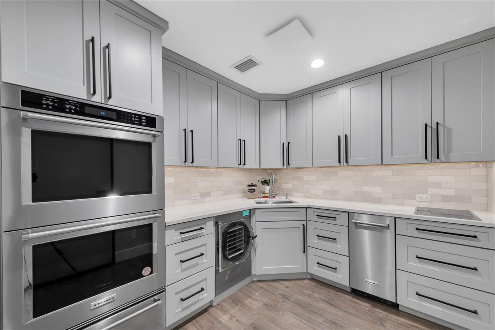 BATH CLUB ESTATES 2ND ADD - Residential