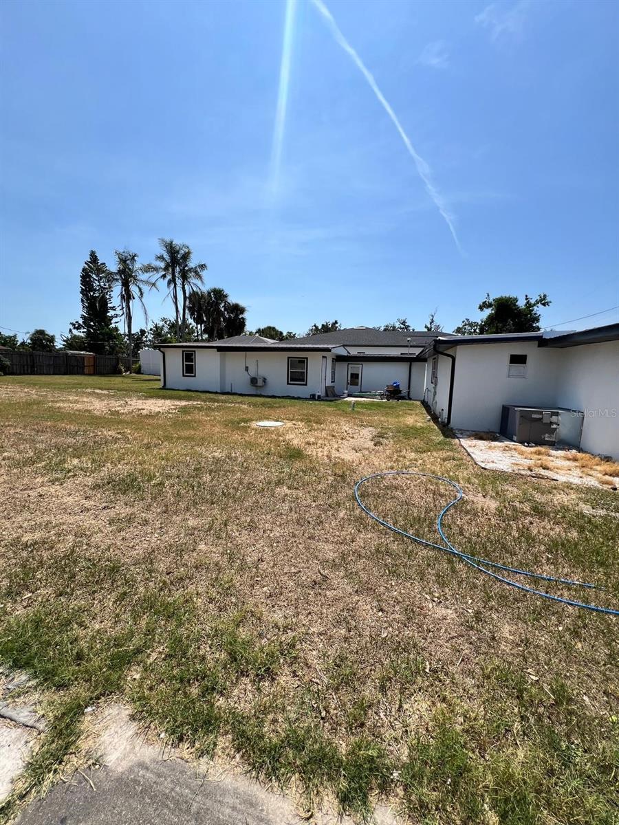 VENICE BY-WAY - Residential Income