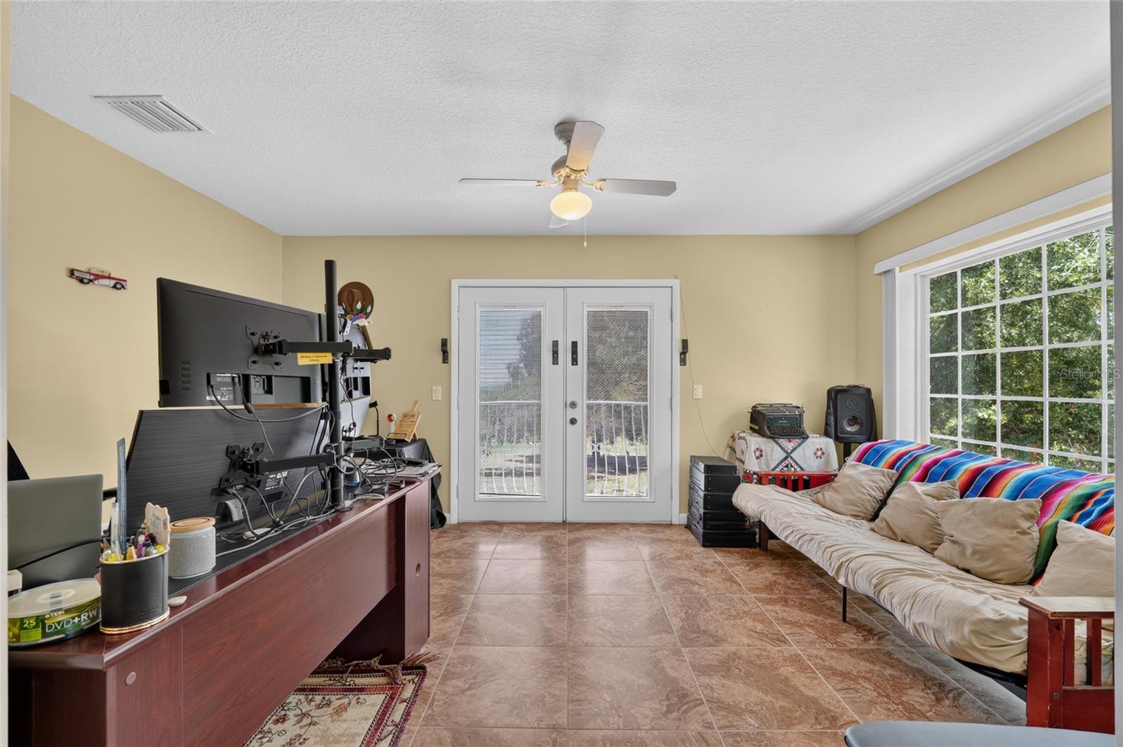 ACREAGE & UNRECORDED - Residential