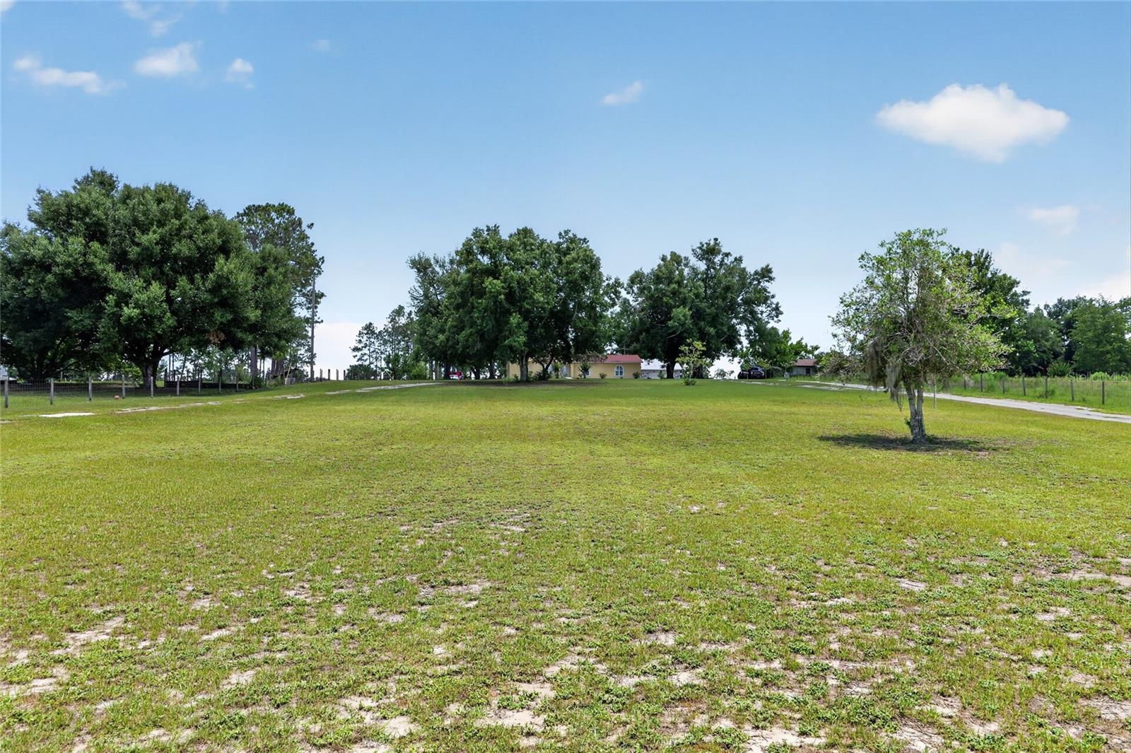 ACREAGE & UNRECORDED - Residential