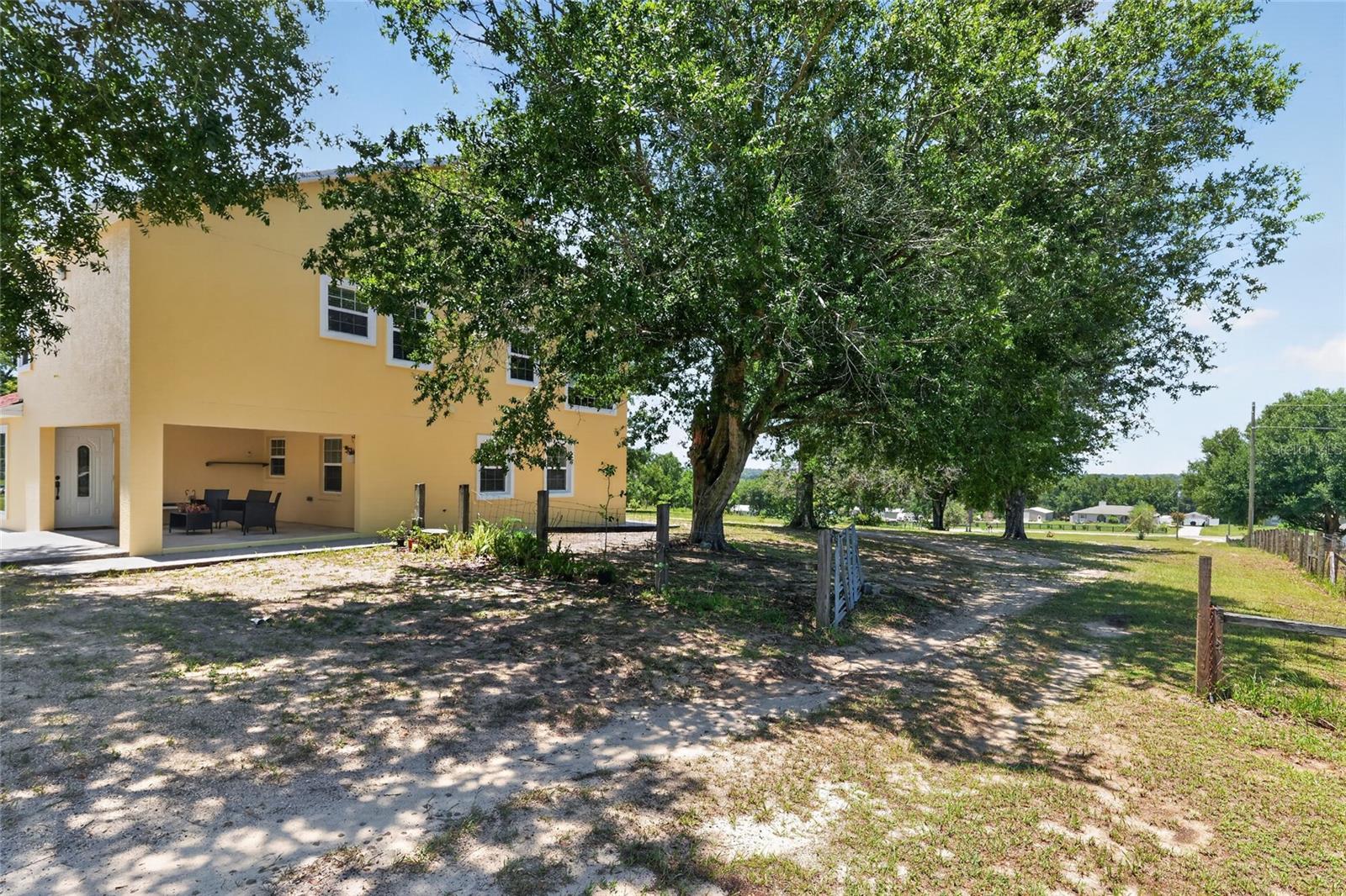 ACREAGE & UNRECORDED - Residential