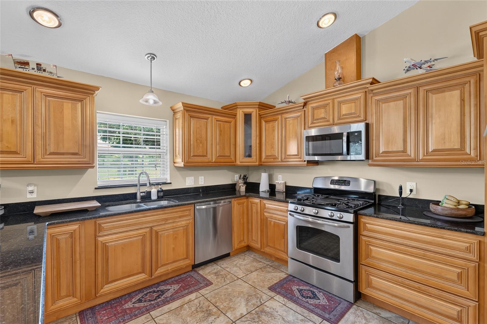 ACREAGE & UNRECORDED - Residential