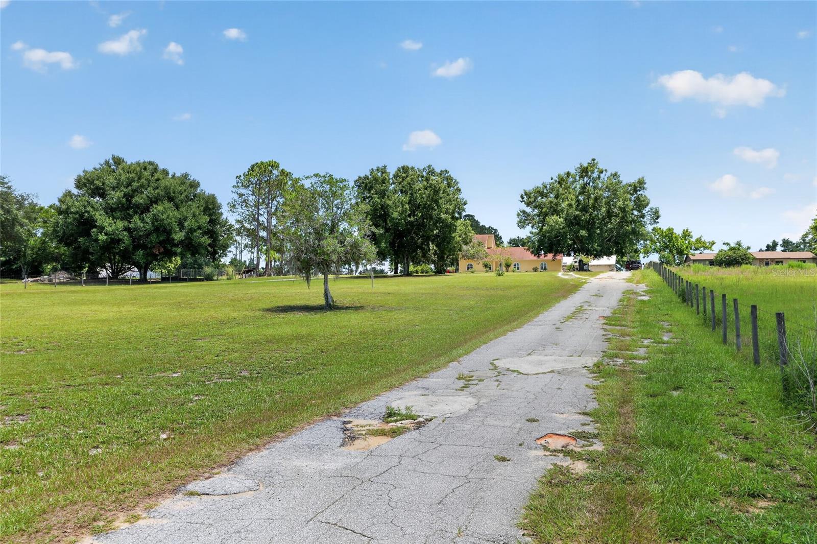 ACREAGE & UNRECORDED - Residential