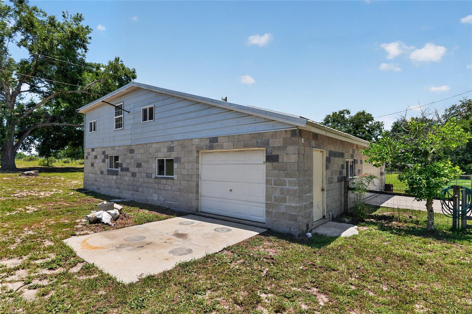 ACREAGE & UNRECORDED - Residential